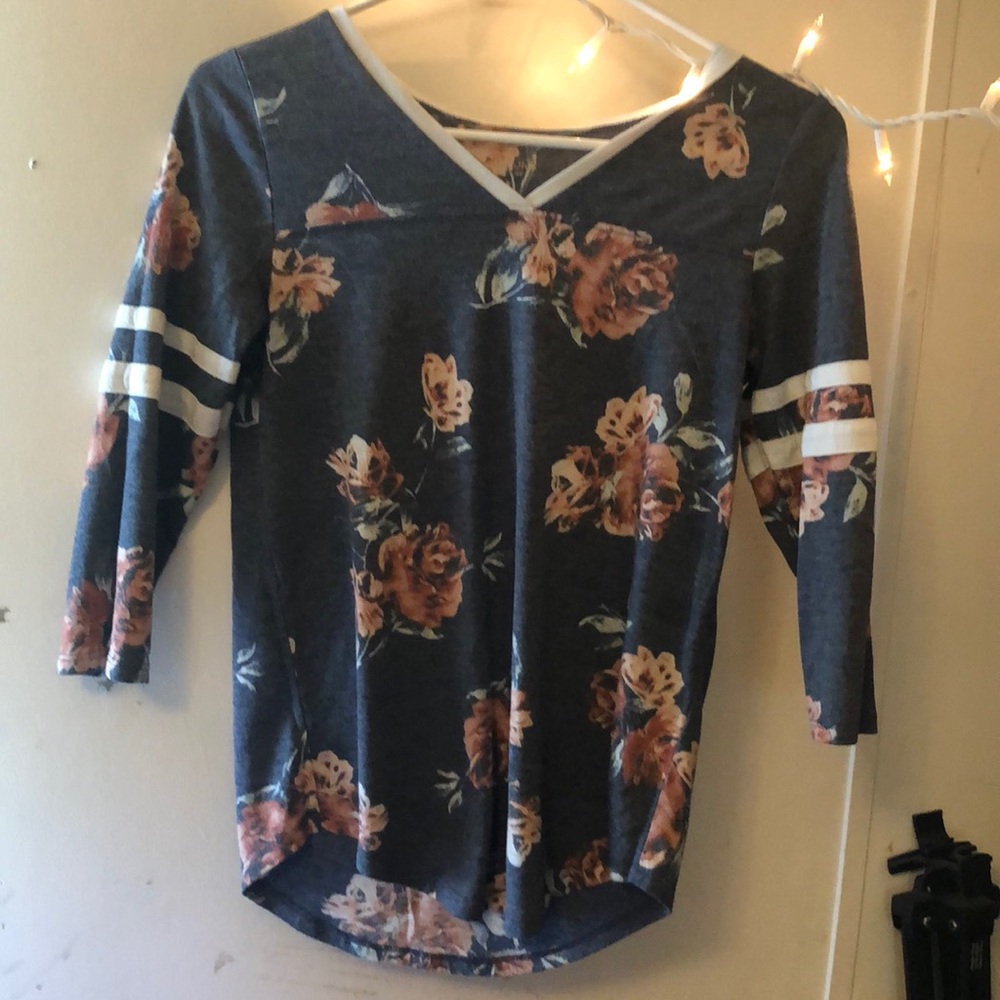 Cute flower long sleeve